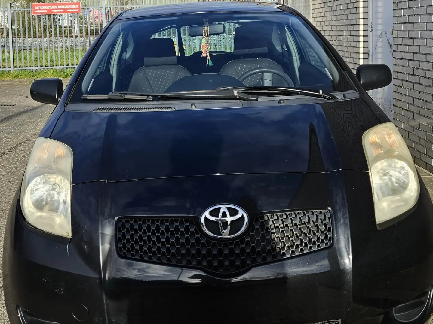 Toyota Yaris 1.3 VVT-i Executive - 1