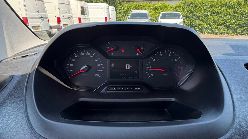Peugeot Partner 1.5 BLEUHDI 55KW 75PK EURO 6 AIRCO/ CRUISE CONTROL — photo 25