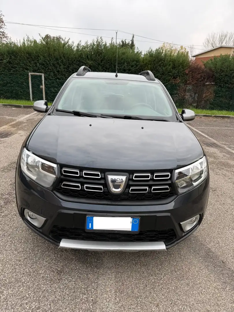 Dacia Sandero Stepway 0.9 GPL - NEOP. - 12 MESI DI GARANZIA - Grau - 1
