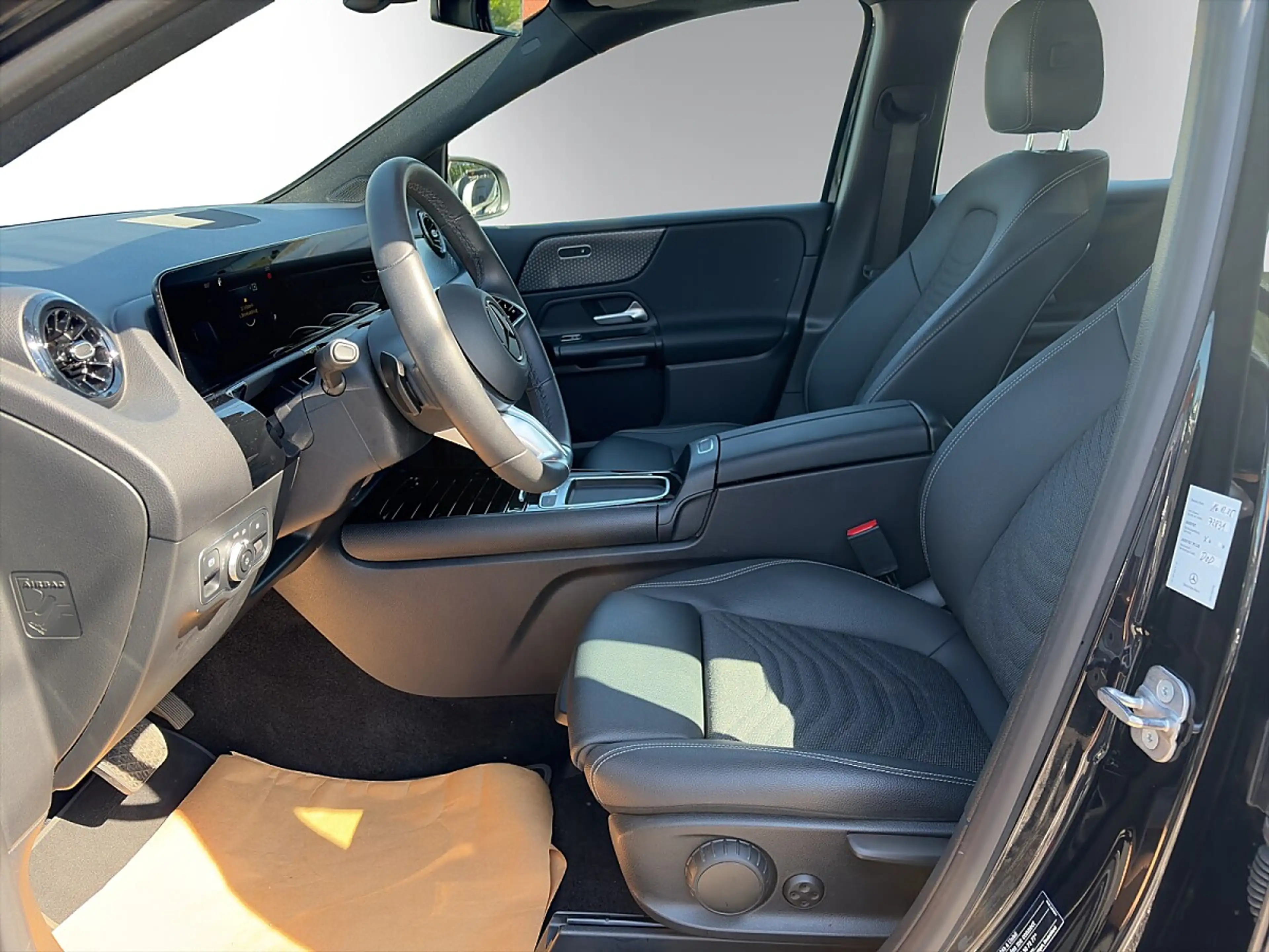 Mercedes-Benz B 180 d (EURO 6e) — photo 6