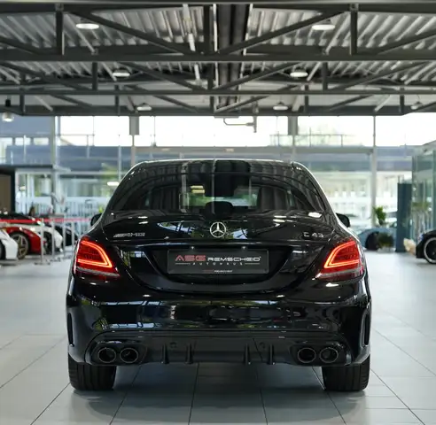 Mercedes-Benz C Class view 9