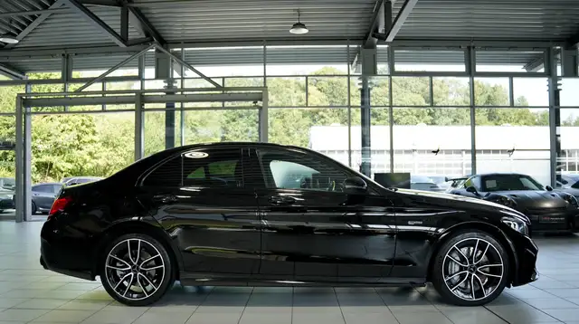 Mercedes-Benz C Class view 6