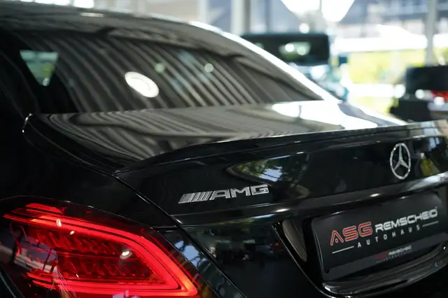 Mercedes-Benz C Class view 12