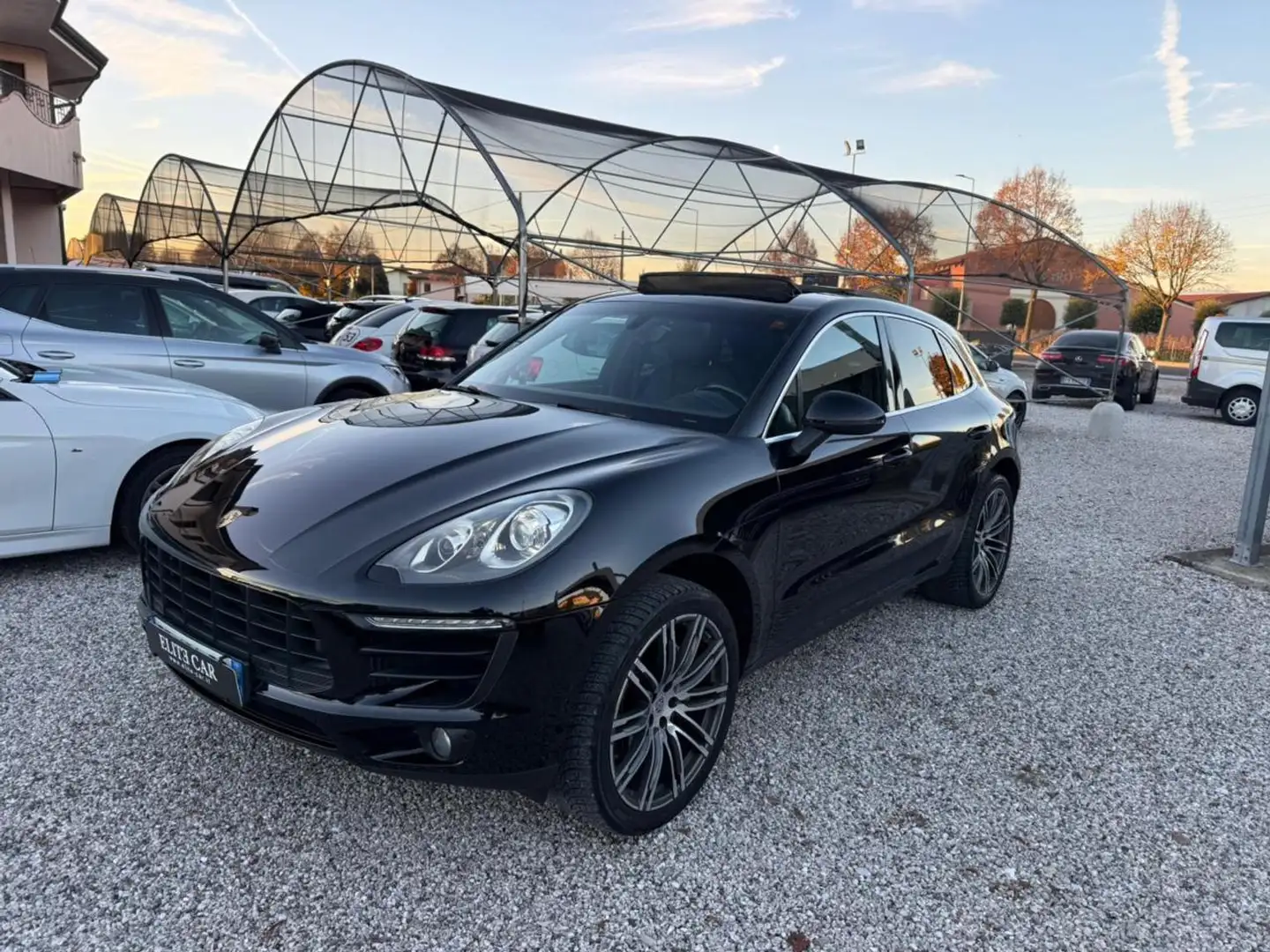 Porsche Macan 3.0 S Diesel TETTO APRIBILE Noir - 1