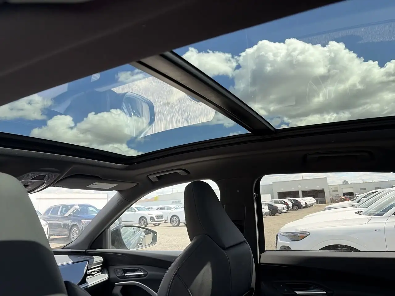 Audi Q5 снимка Audi Q5
