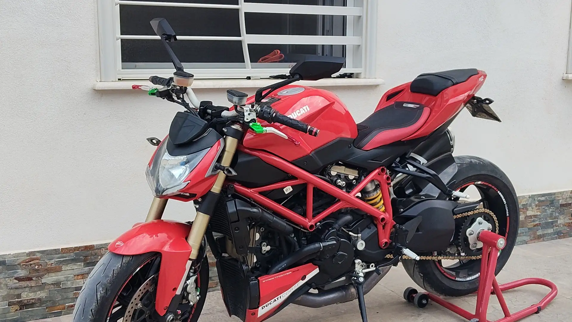 Ducati Streetfighter Czerwony - 2