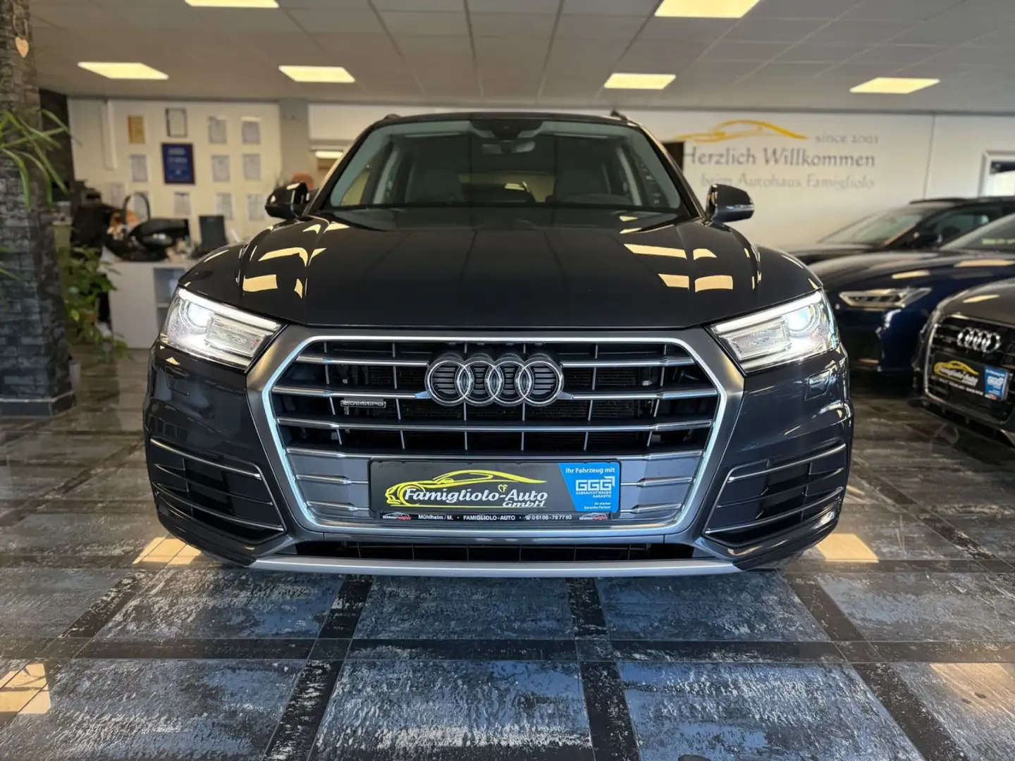 Audi Q5 40 TDI quattro sport*Klimaanlage*Navi*Aluräde Grau - 2