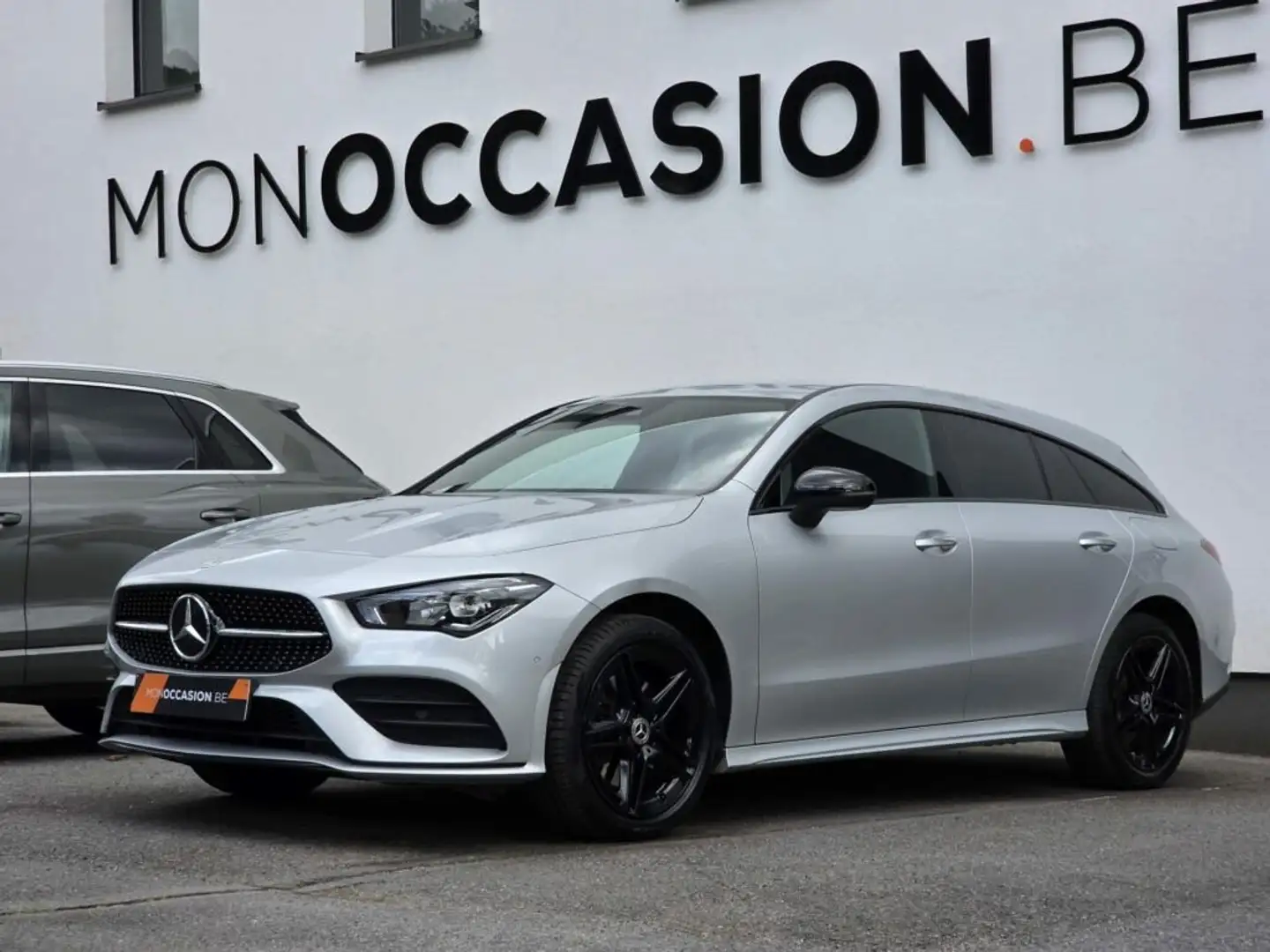 Mercedes-Benz CLA 200 AMG LED AMBIANCE CAMERA CARPLAY CUIR *250e* Zilver - 1