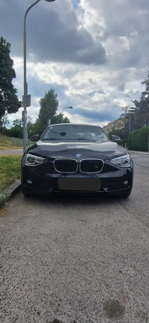 BMW 116 116 i Schwarz - 1