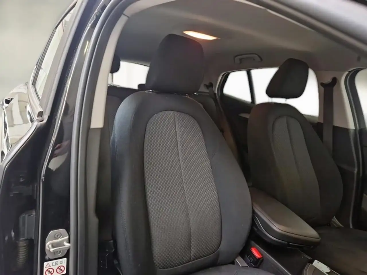BMW X2 SDRIVE 18D BUSINESS X AUTO SUV 10