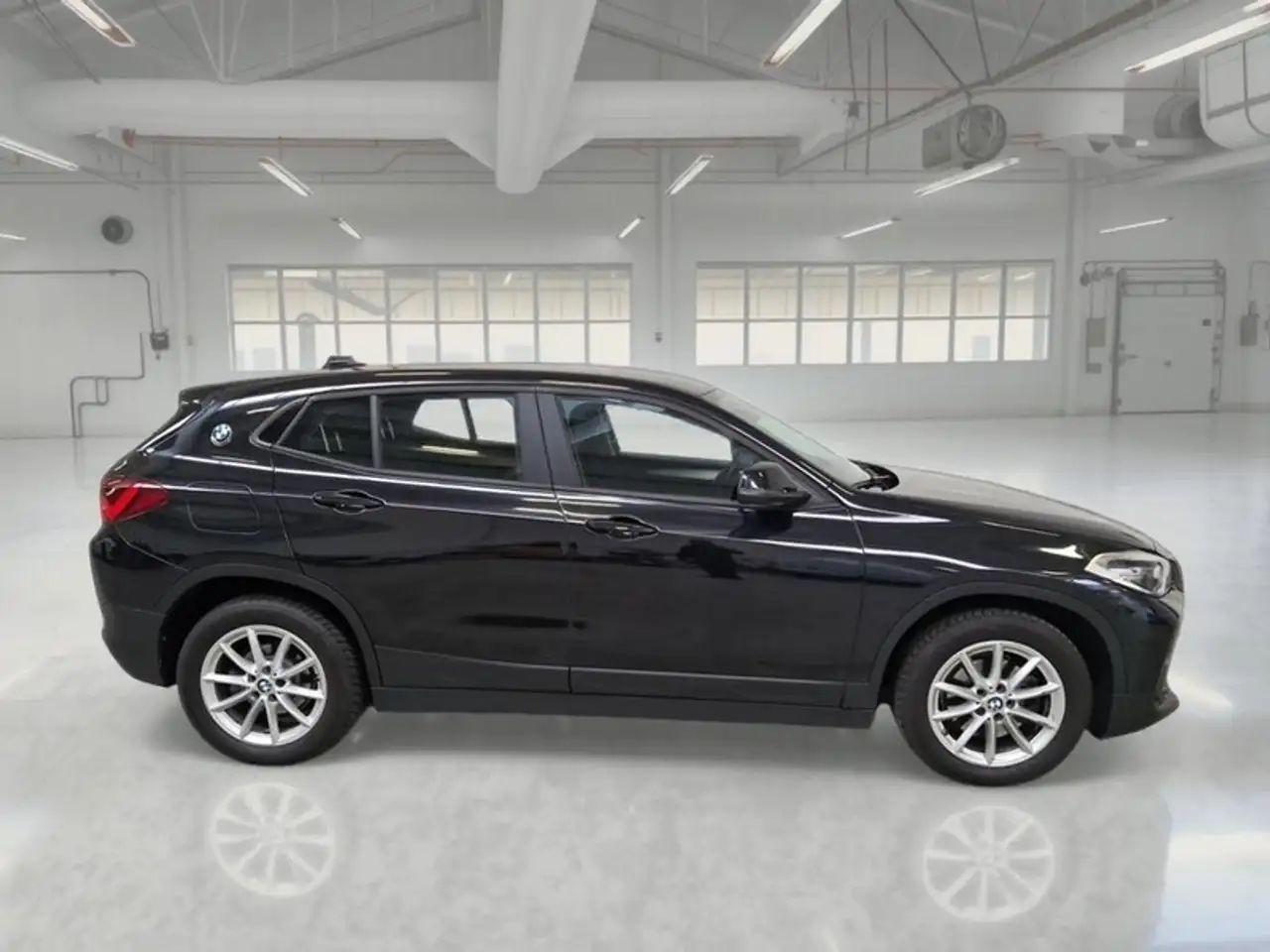 BMW X2 SDRIVE 18D BUSINESS X AUTO SUV 3
