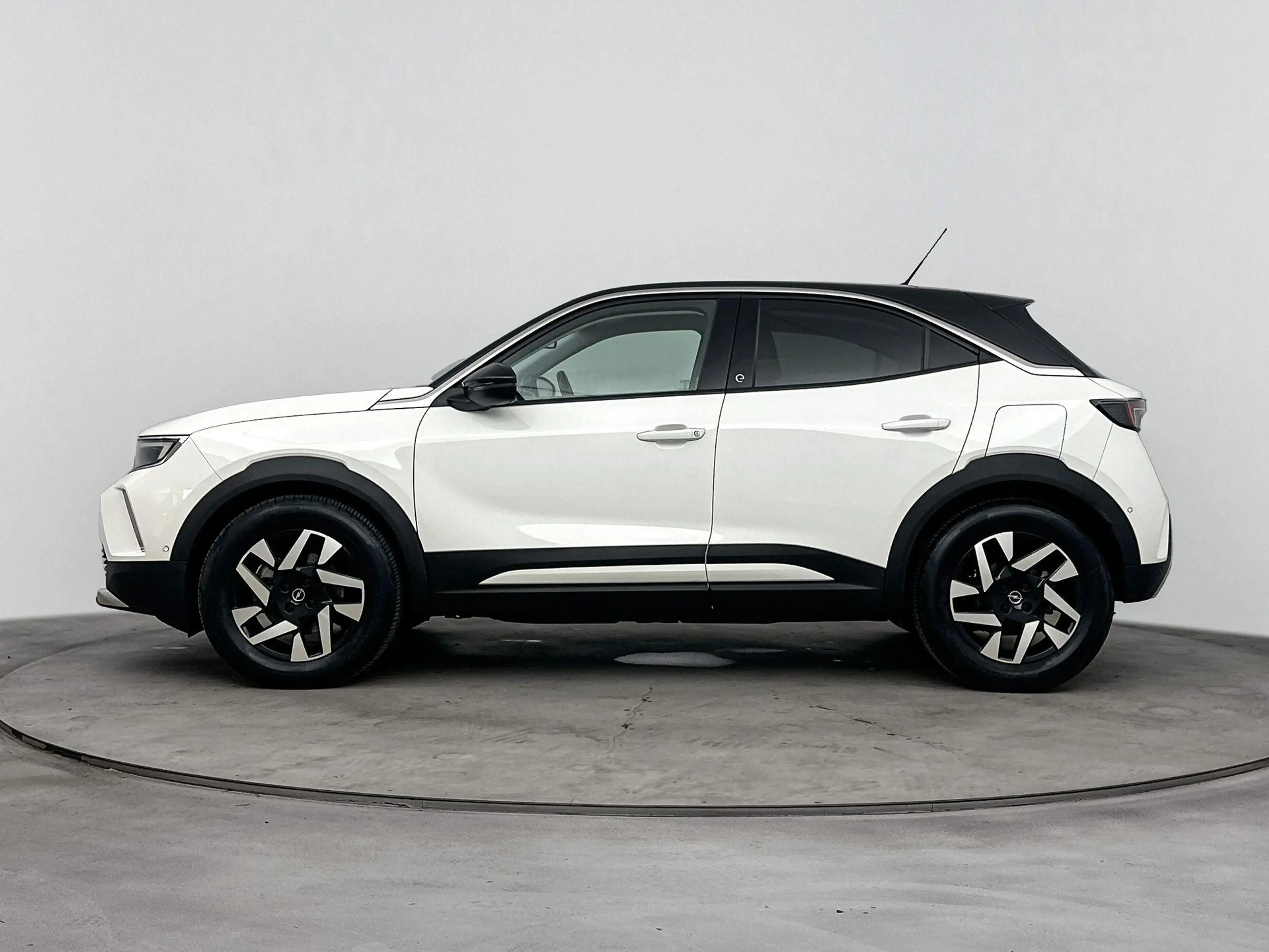 Opel Mokka-E Business Elegance 50-kWh | 1ste eigenaar | Stoel- — photo 2