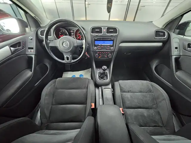 Volkswagen Golf view 14