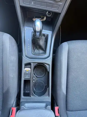 Volkswagen Touran view 22