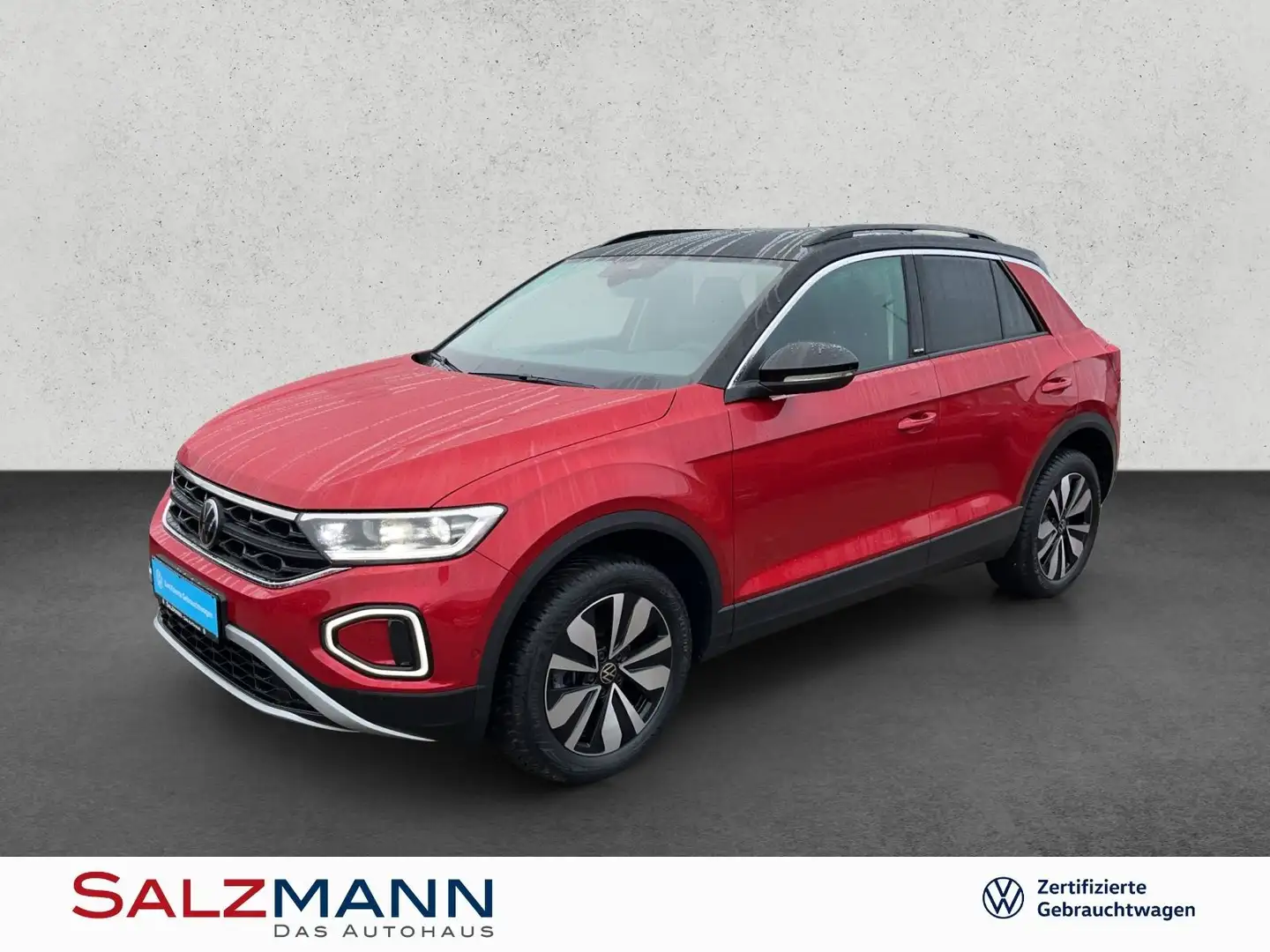 Volkswagen T-Roc 1.5 TSI Move, Navi, Kamera, LED Plus, ACC Rood - 1