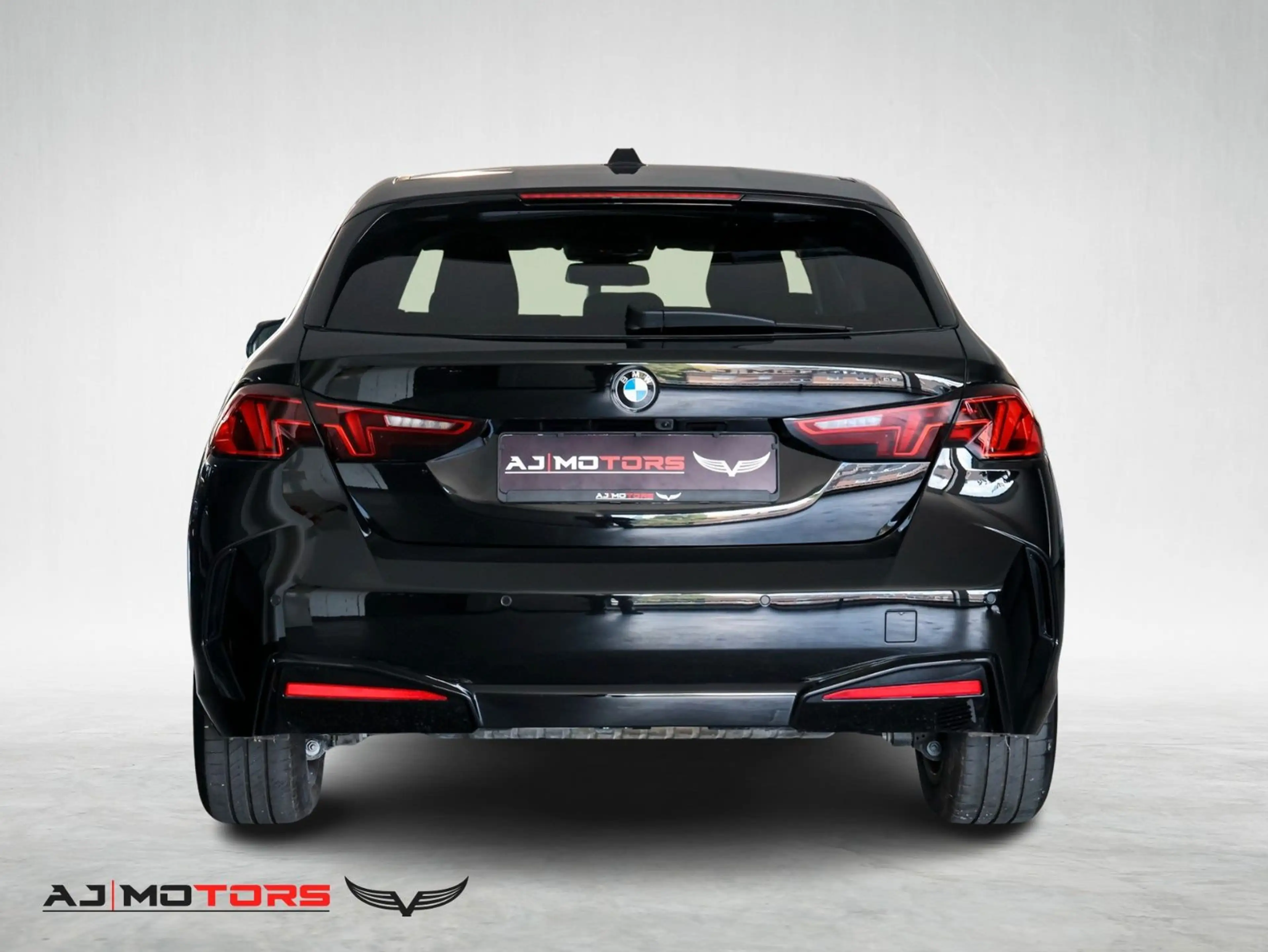 BMW 120 i SPORT *LED-DAB-KAMERA-SHADOWLINE-ASSIST+* — photo 4