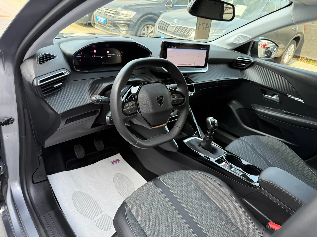 Peugeot 208 1.2i TURBO 360 CAMERA DODE HOEK NAVIGATIE LEDER FULL LED CARPLAY, миниатюра 14