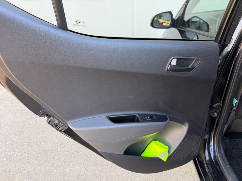 Hyundai i10 Passion Klima — photo 9