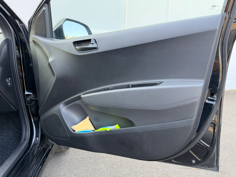 Hyundai i10 Passion Klima — photo 14