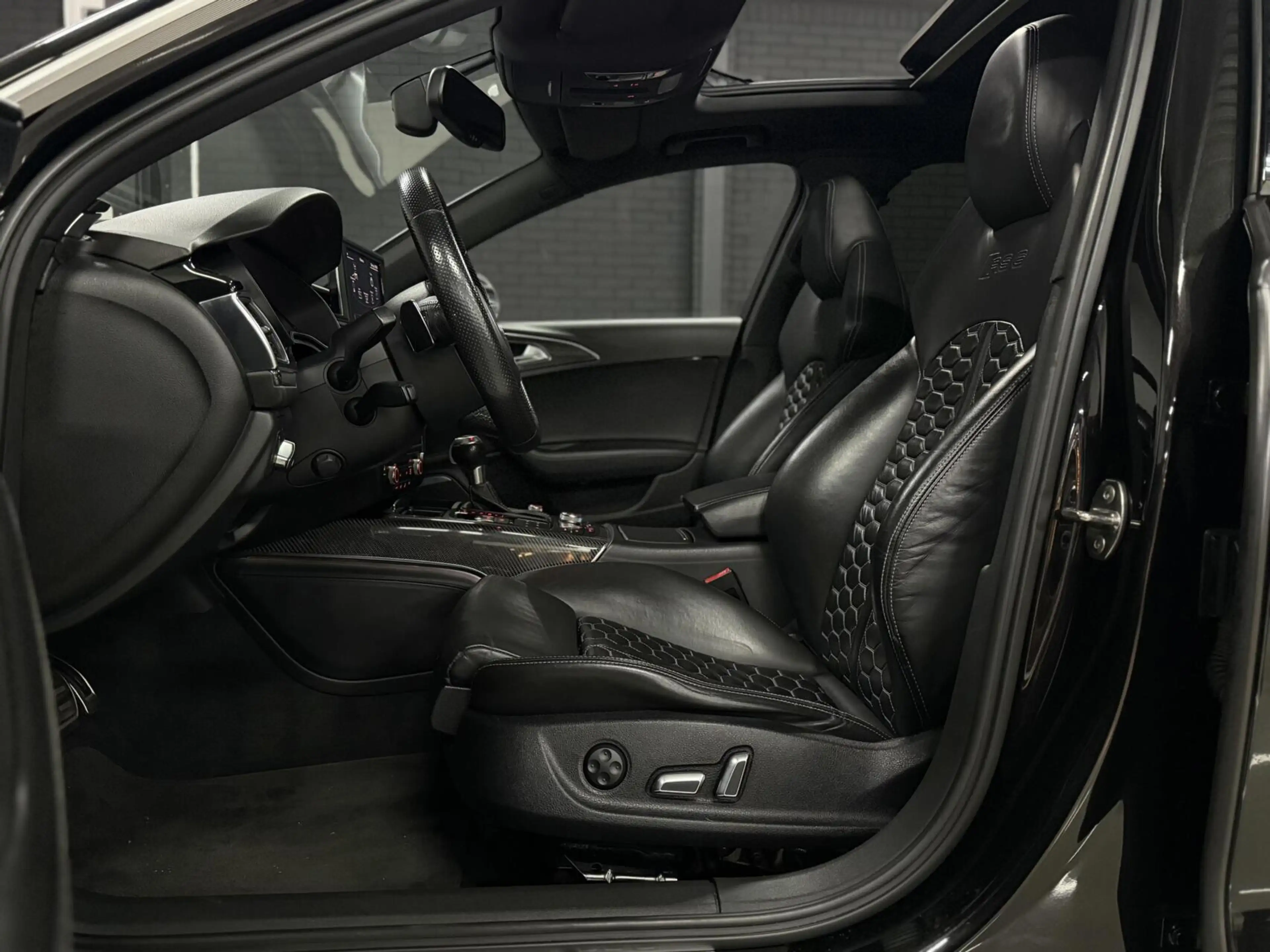 Audi RS6 Avant 4.0 TFSI RS 6 quattro|PANO|SOFTCL|BOSE|MEMO — photo 4