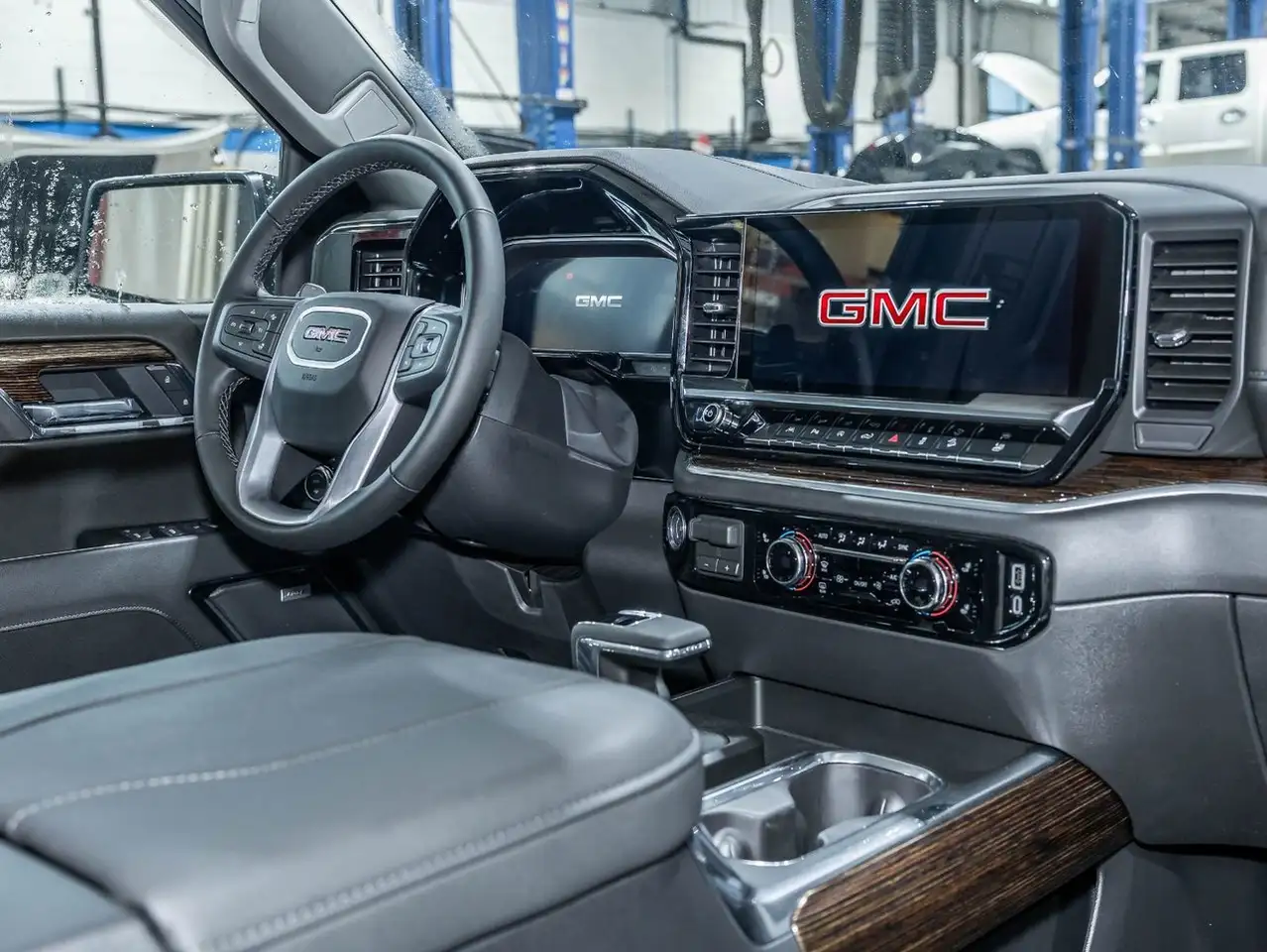 GMC Sierra 1500 снимка GMC Sierra 1500