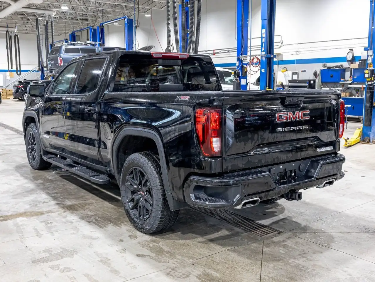 GMC Sierra 1500 снимка GMC Sierra 1500