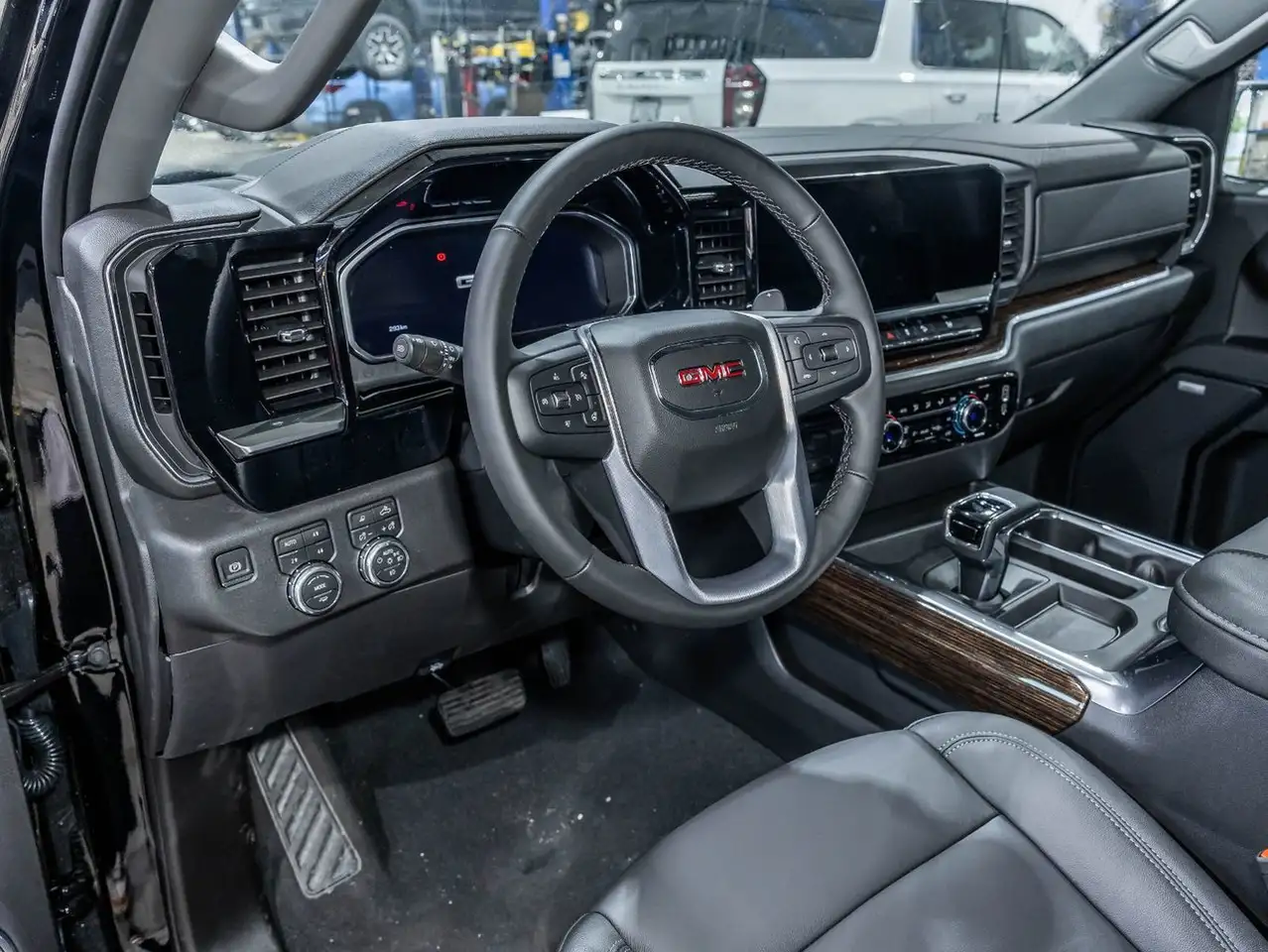GMC Sierra 1500 снимка GMC Sierra 1500