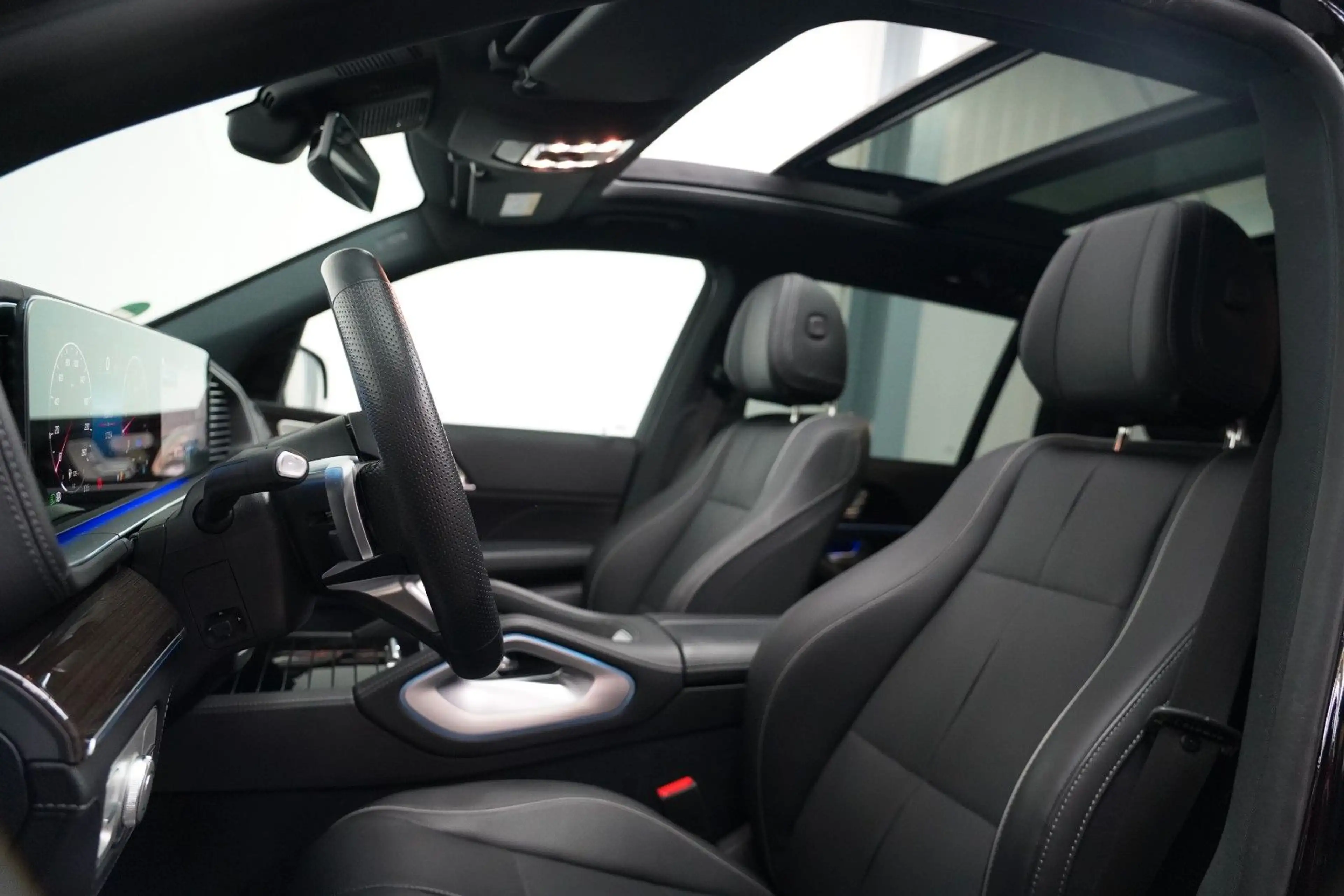 Mercedes-Benz GLS 450 GLS450d 4M 2x AMG PREMIUM PLUS LUFT PANO 360 AHK — photo 14