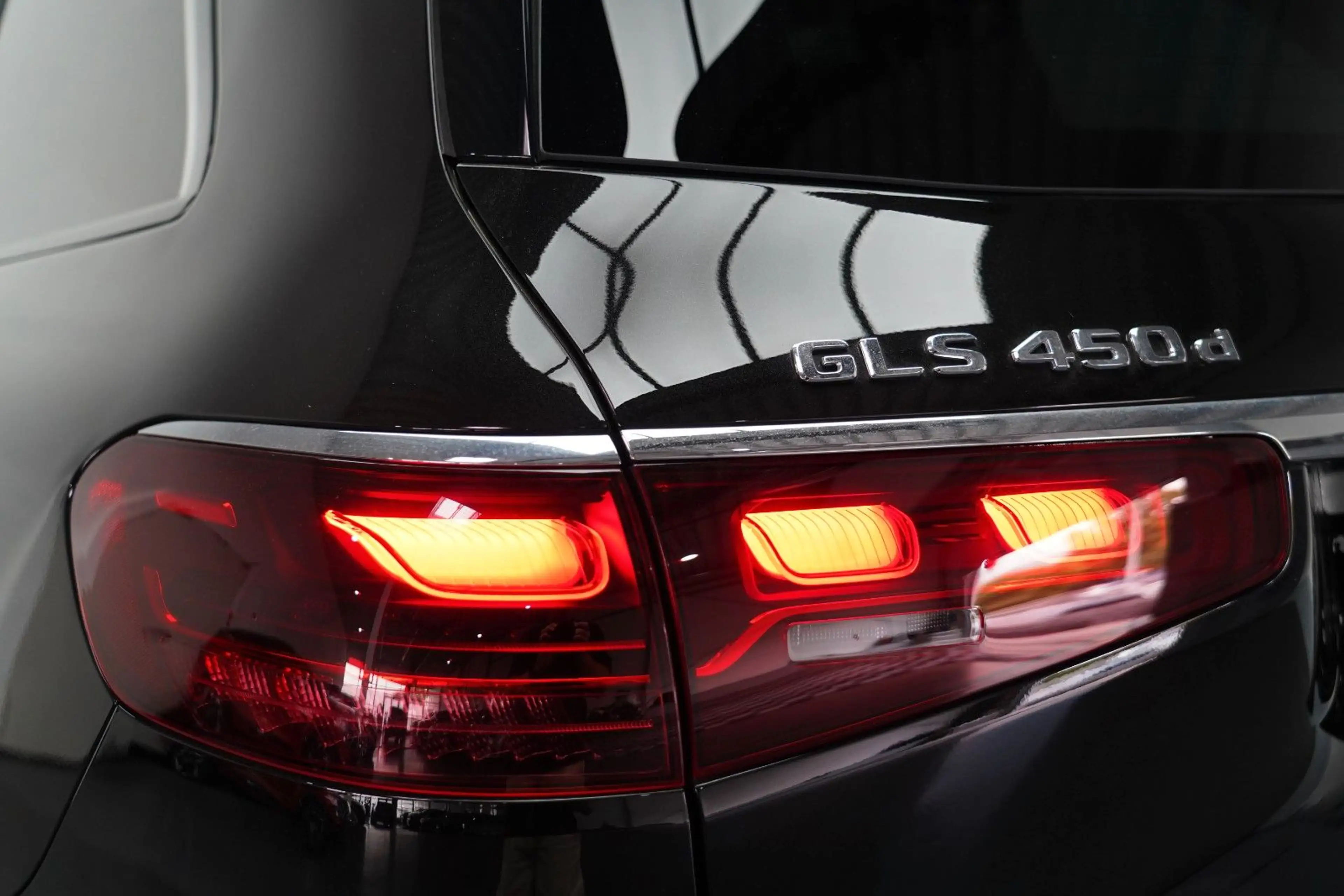 Mercedes-Benz GLS 450 GLS450d 4M 2x AMG PREMIUM PLUS LUFT PANO 360 AHK — photo 12
