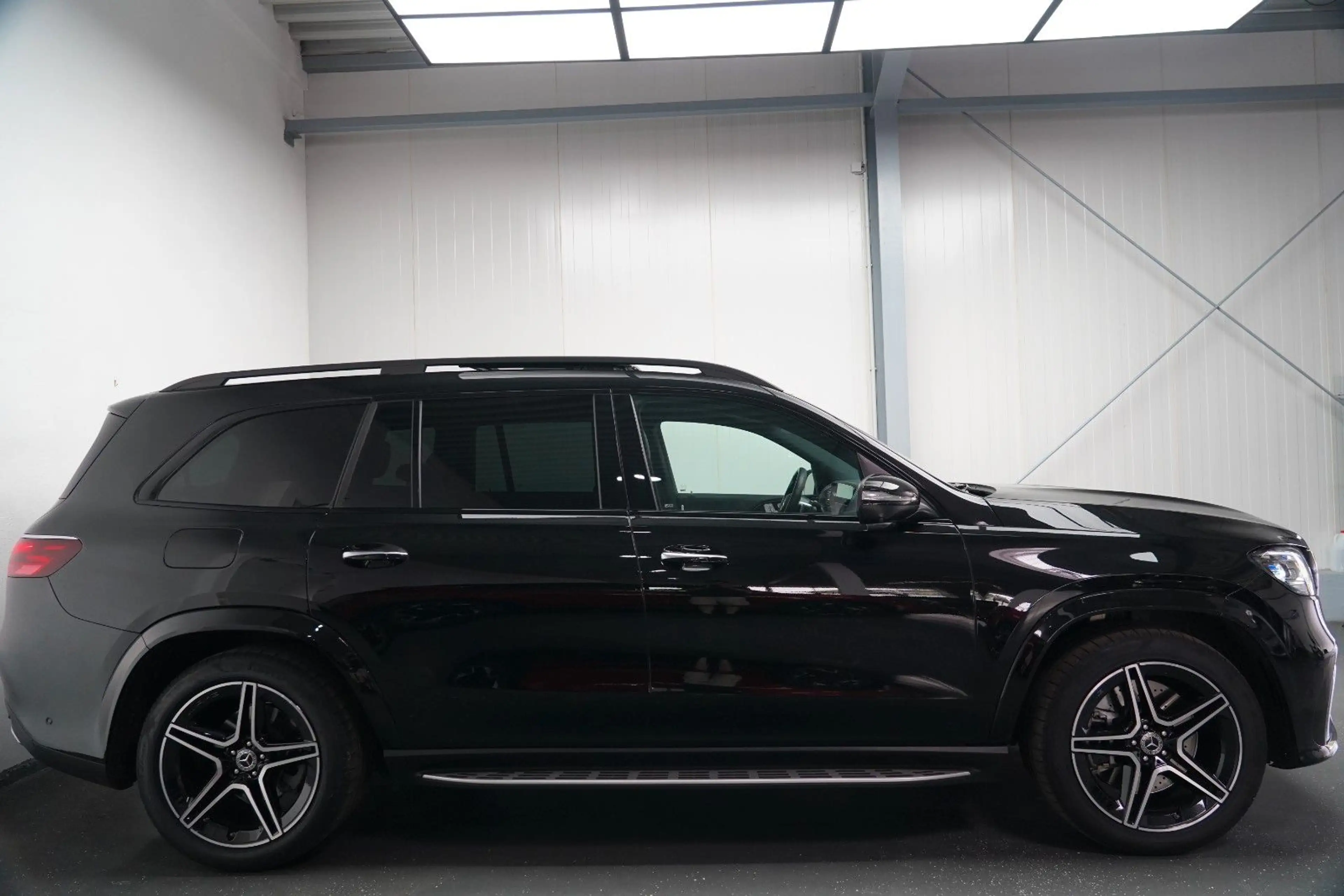 Mercedes-Benz GLS 450 GLS450d 4M 2x AMG PREMIUM PLUS LUFT PANO 360 AHK — photo 4