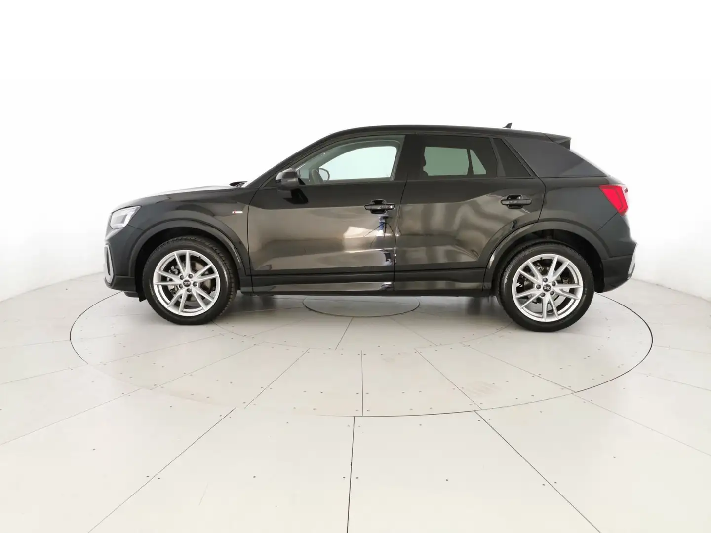 Audi Q2 35 2.0 tdi S line edition s-tronic Nero - 2