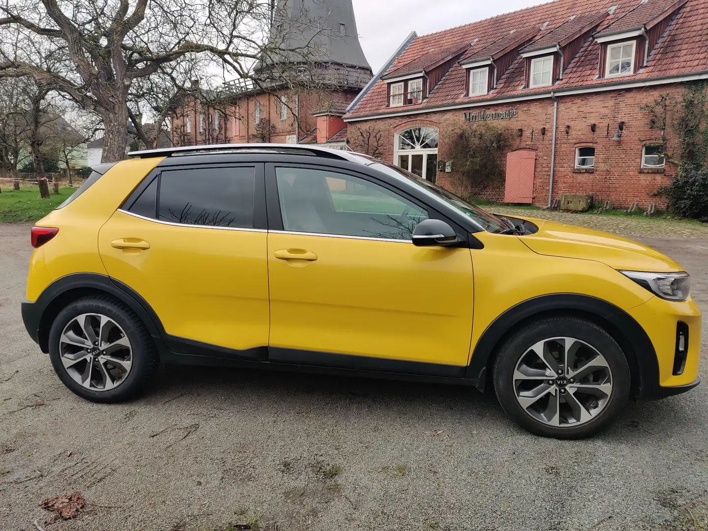 Kia Stonic 1.4 Spirit - 2