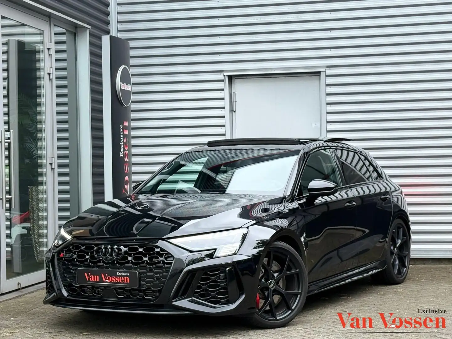 Audi RS3 Sportback 2.5 TFSI Quattro|Pano|Camera|Carplay|Mat Black - 1