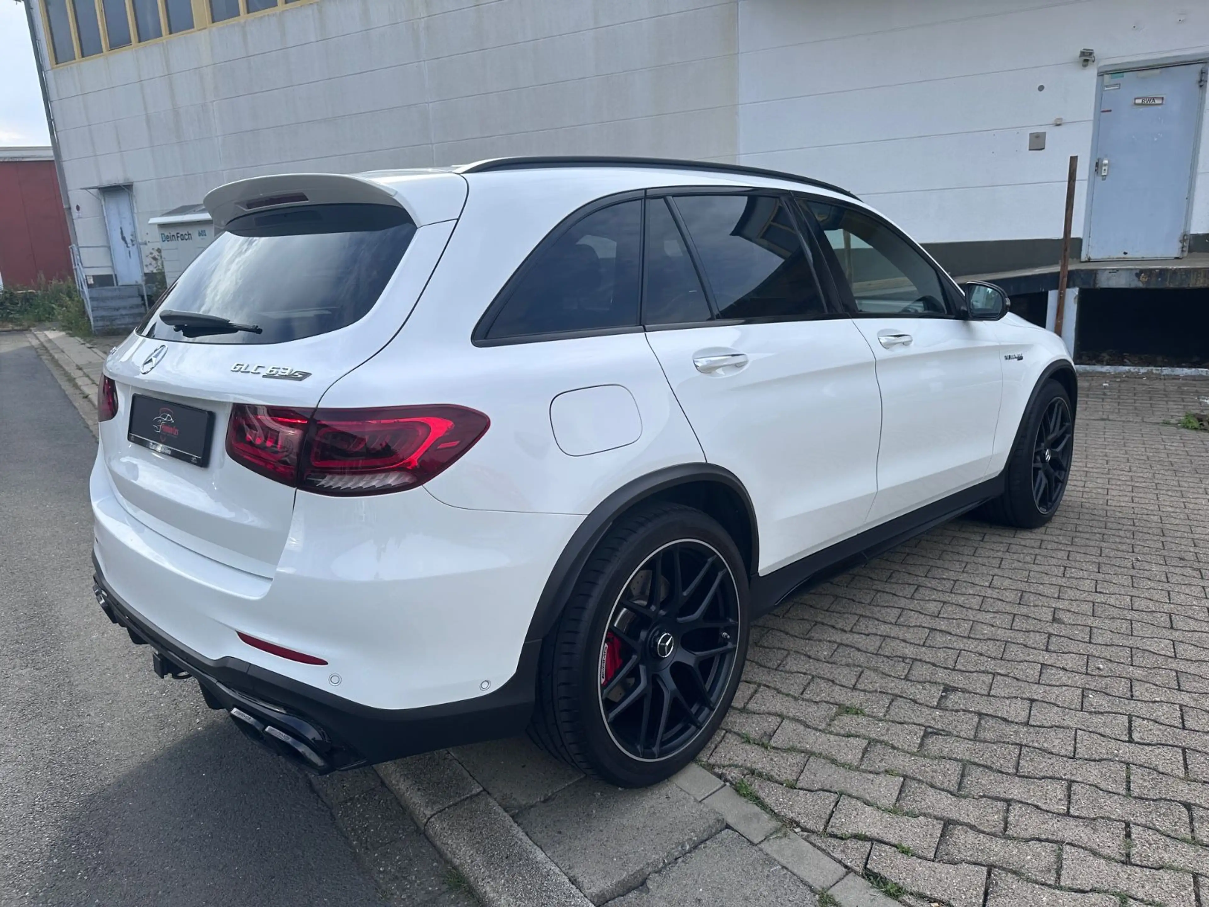 Mercedes-Benz GLC 63 AMG — photo 8