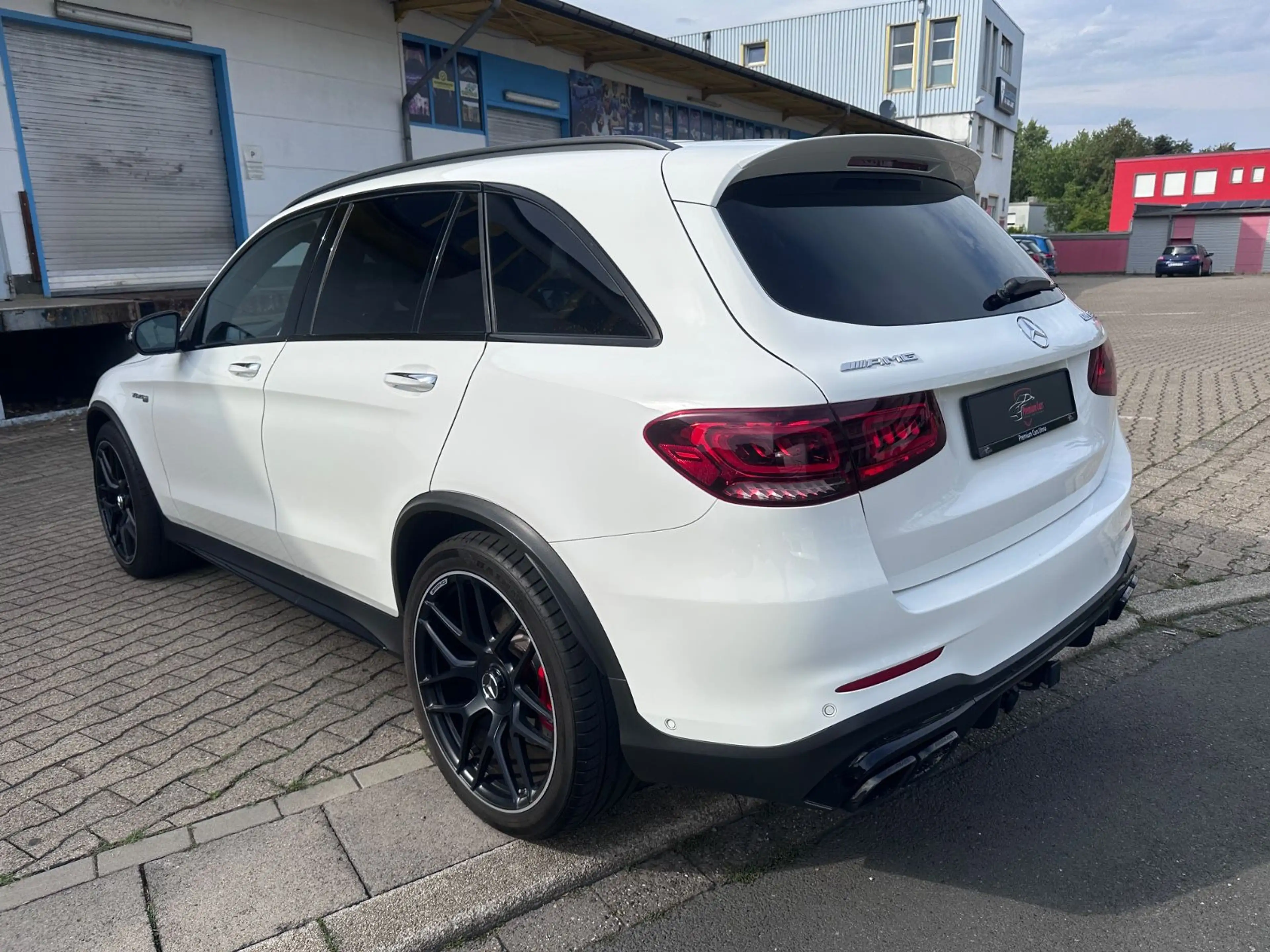 Mercedes-Benz GLC 63 AMG — photo 7