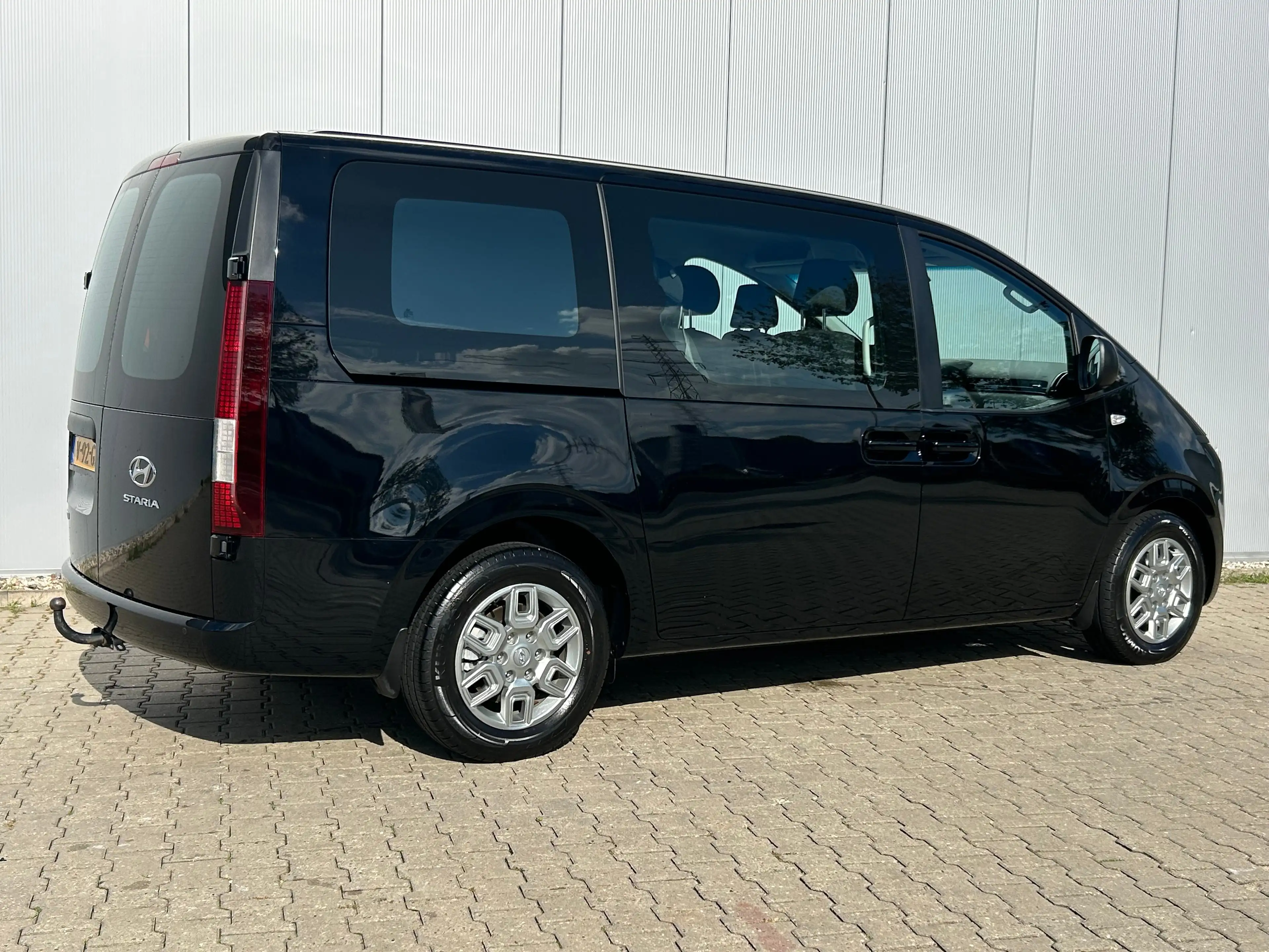 Hyundai STARIA Dubbel Cabine UNIEK! | Dubbele Cabine | Trekhaak 1 — photo 28