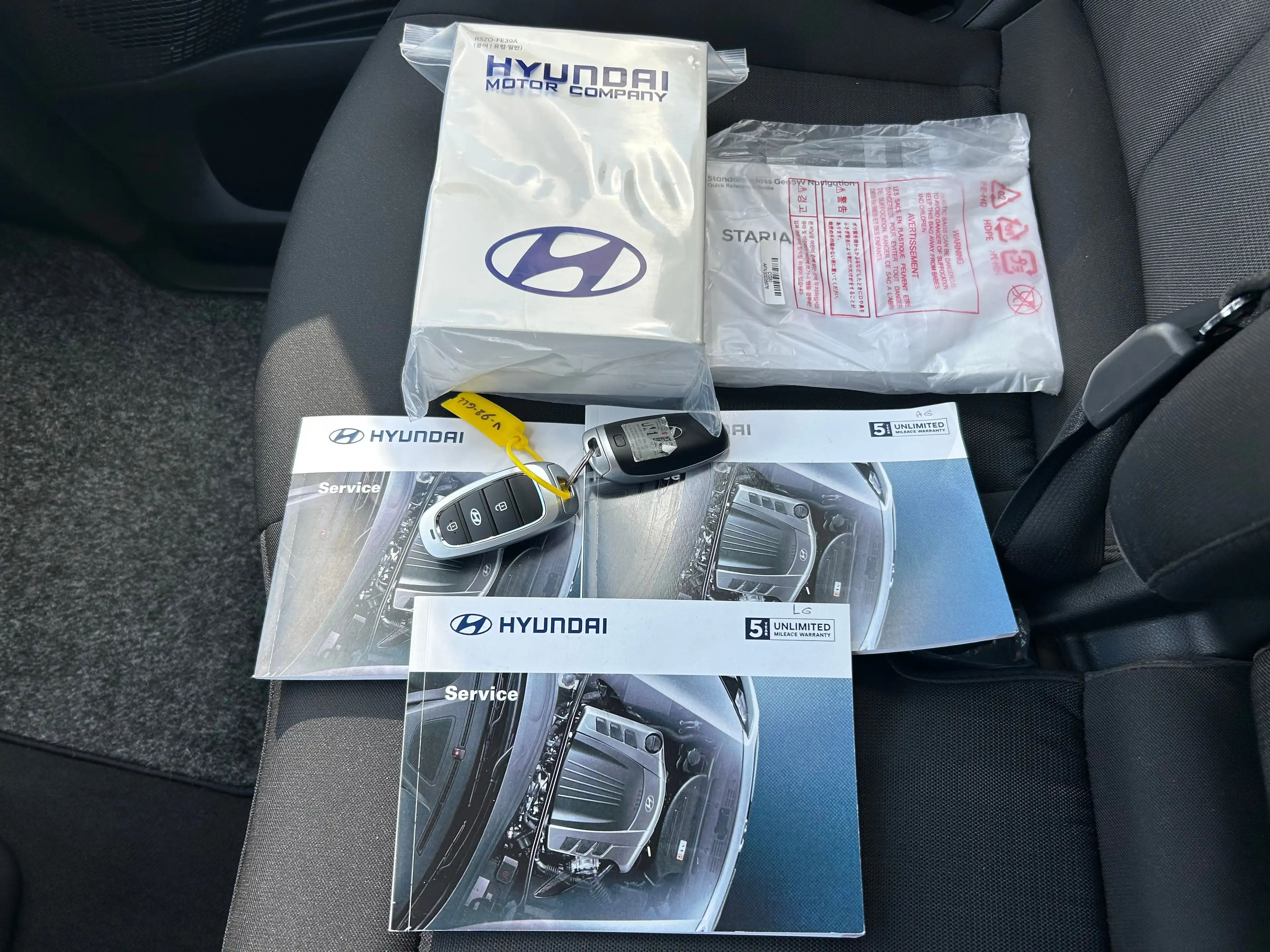 Hyundai STARIA Dubbel Cabine UNIEK! | Dubbele Cabine | Trekhaak 1 — photo 3