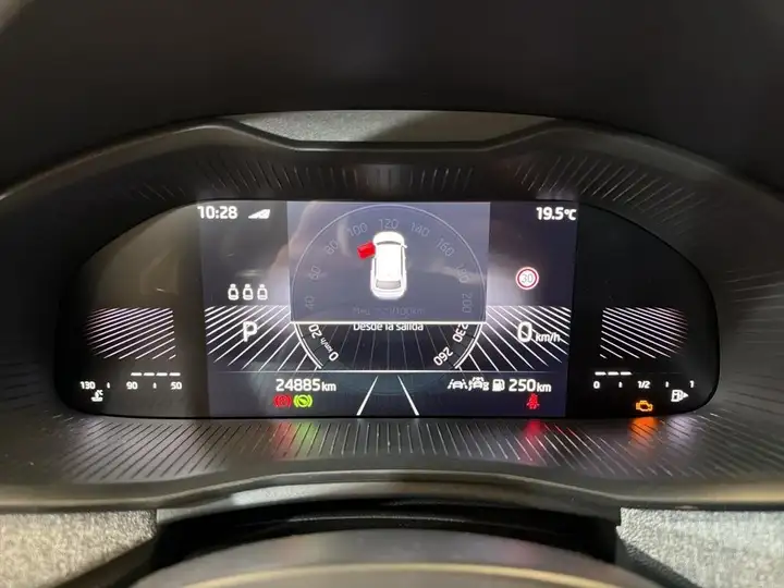 Škoda Kamiq 1.0 TSI DSG Selection 2024, foto 13