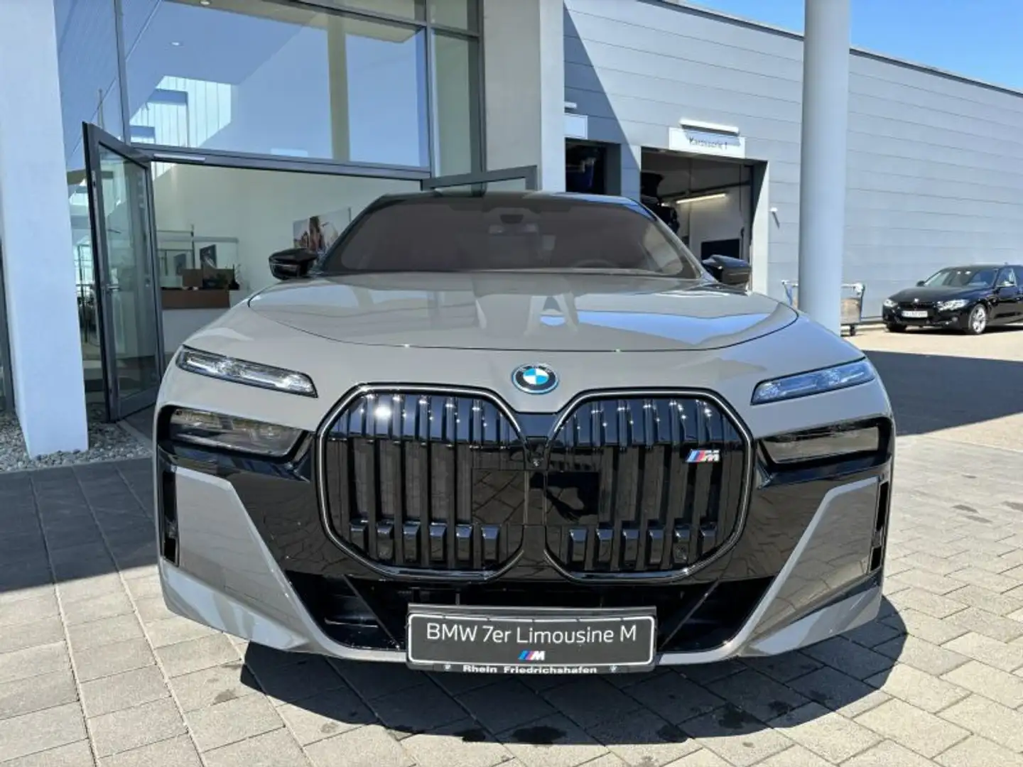 BMW 760 Me xDrive Limousine Gris - 2