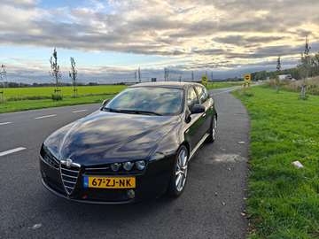2.2 JTS Sportswagon Business (APK tot april 2027)