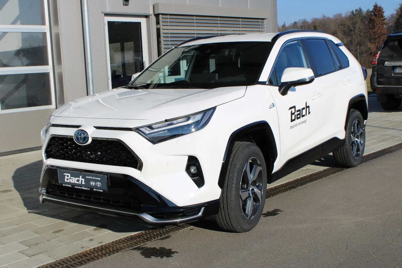 Toyota RAV 4 RAV4 2.5 Plug-in Hybrid 4x4 Comfort Navi Weiß - 2