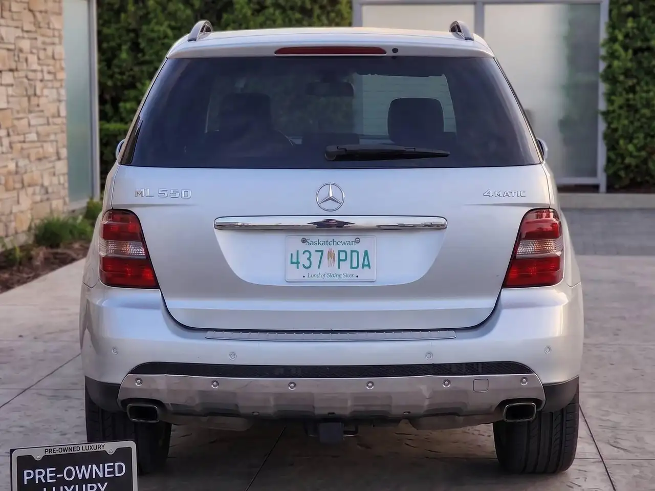 Mercedes-Benz M-Class снимка Mercedes-Benz M-Class