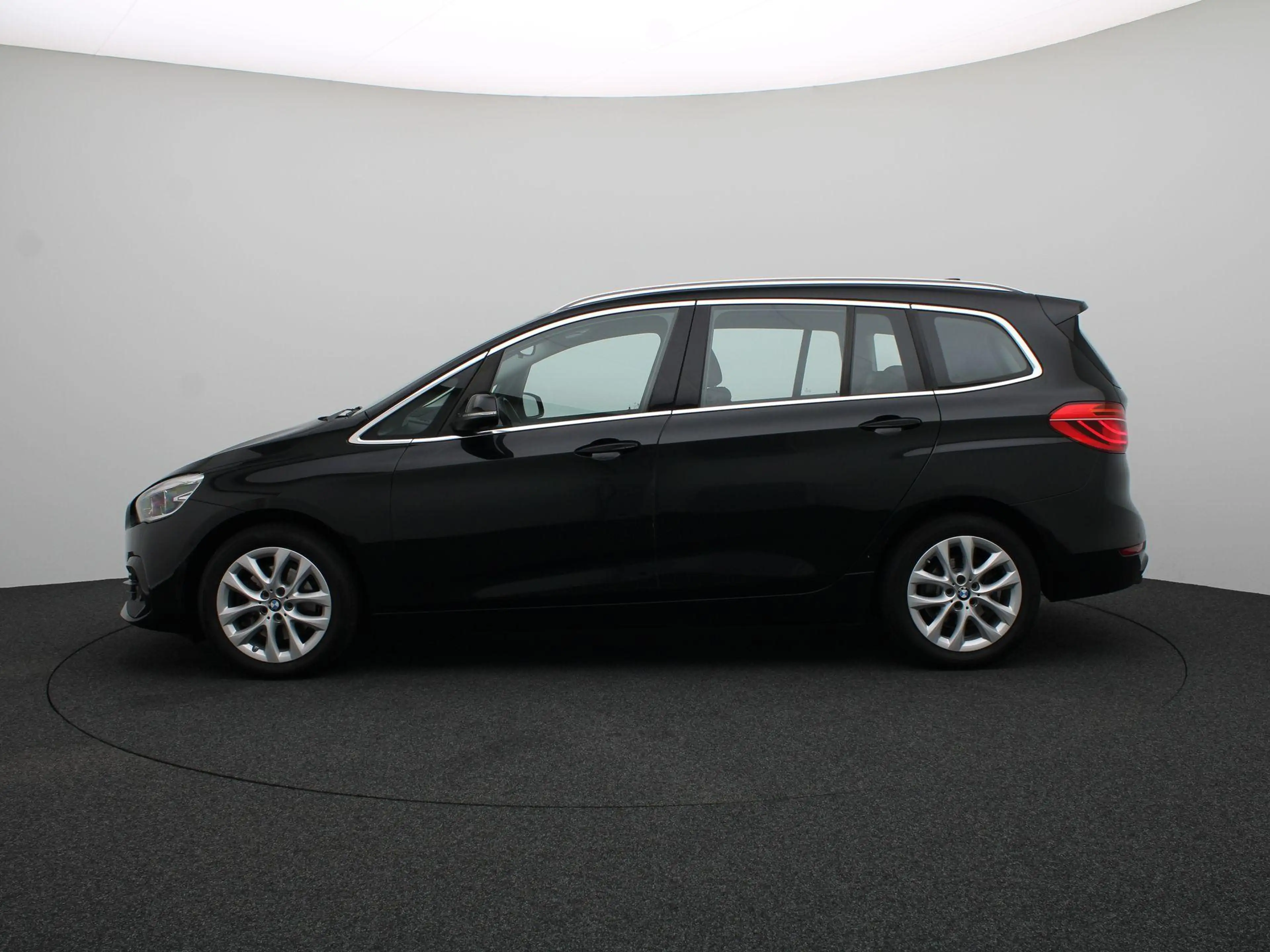 BMW 218 2 Serie Gran Tourer 218i Executive | Business Edit — photo 4