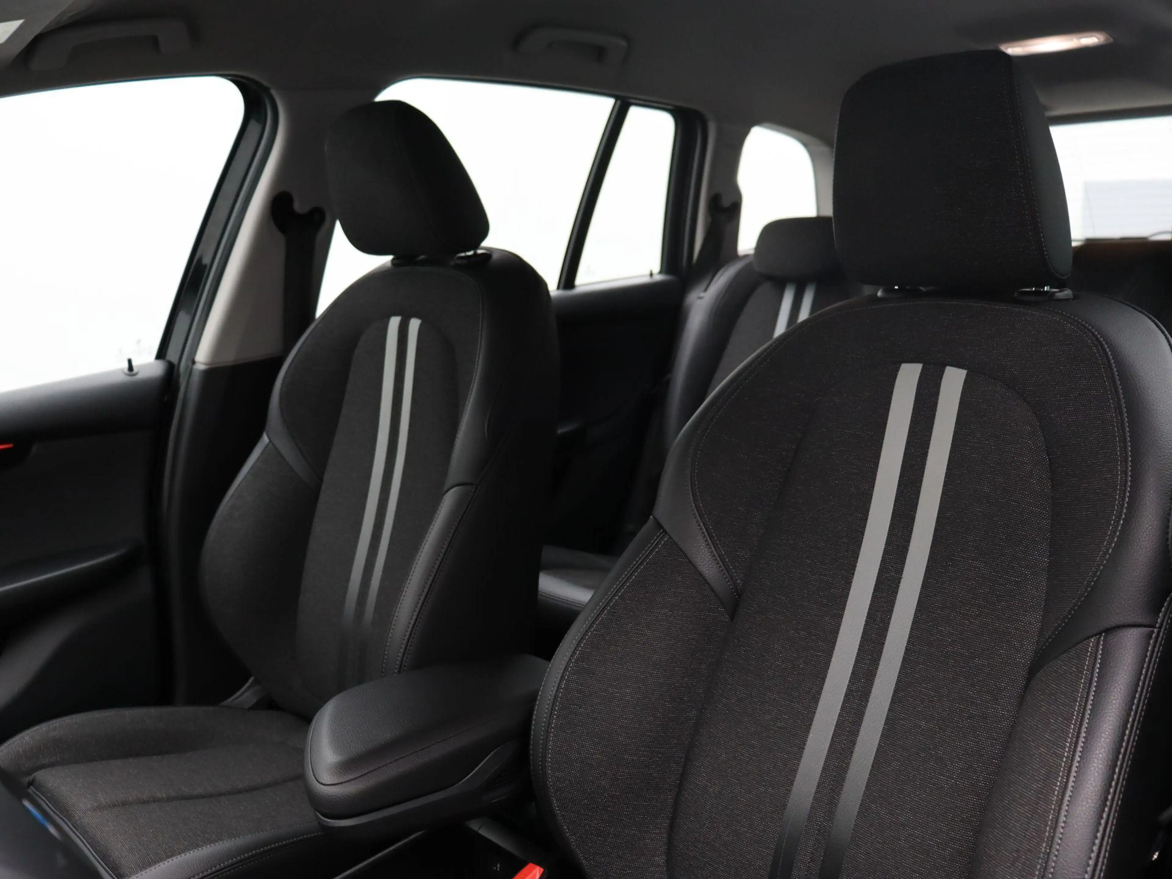 BMW 218 2 Serie Gran Tourer 218i Executive | Business Edit — photo 13