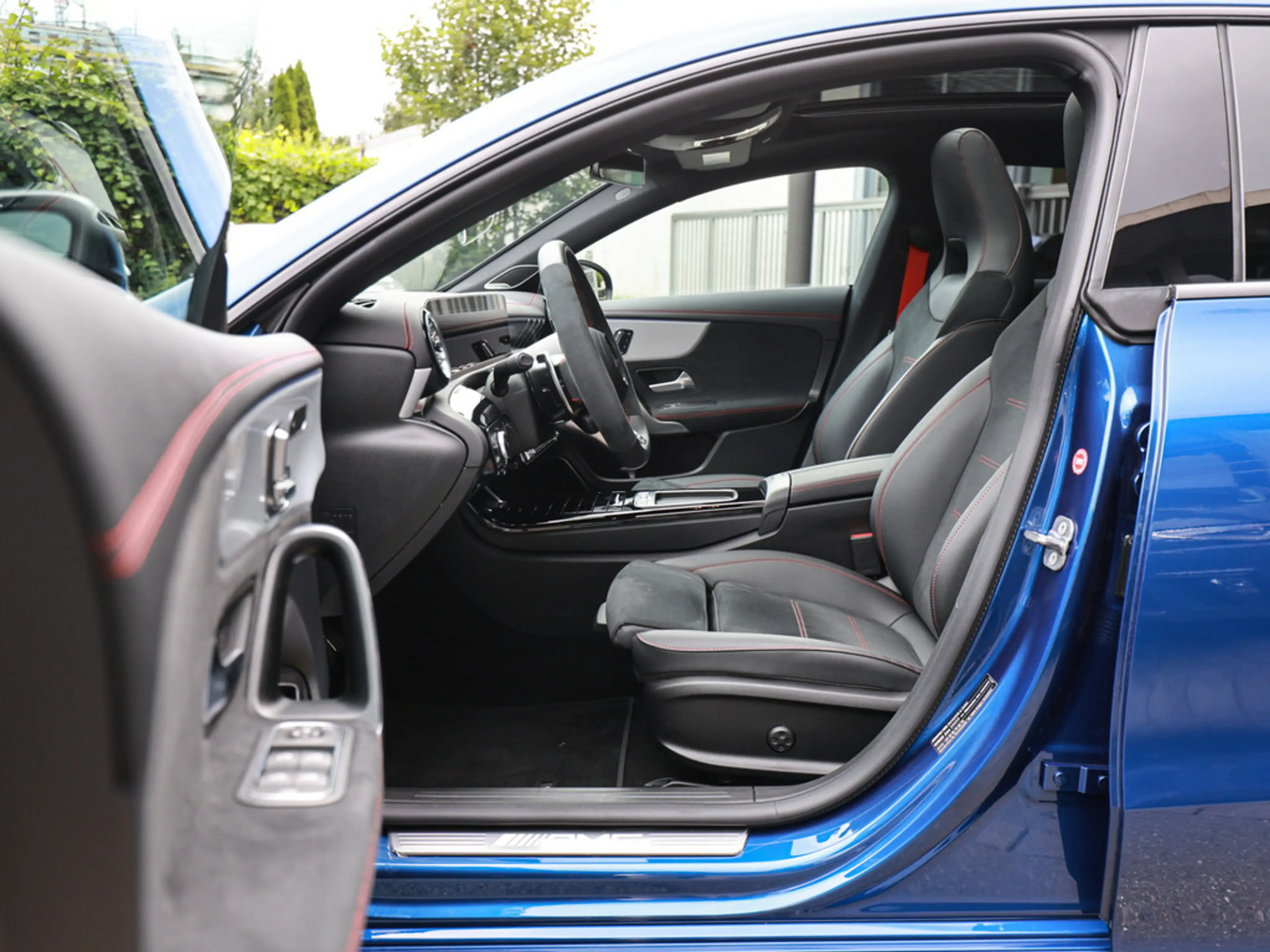 Mercedes-Benz CLA 45 AMG SB S 4M+ Premium NIGHT ACC PANO BT — photo 13