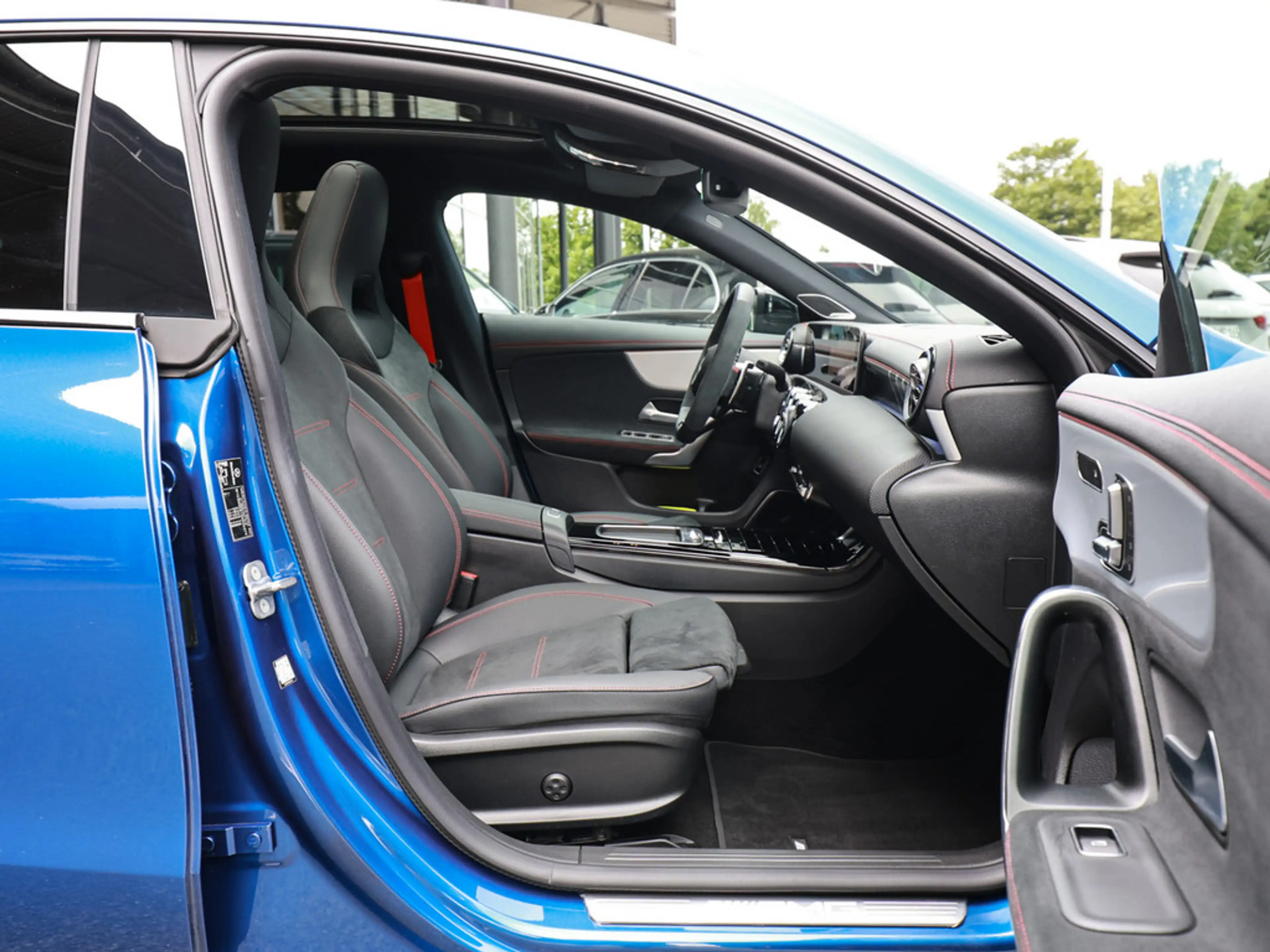 Mercedes-Benz CLA 45 AMG SB S 4M+ Premium NIGHT ACC PANO BT — photo 5