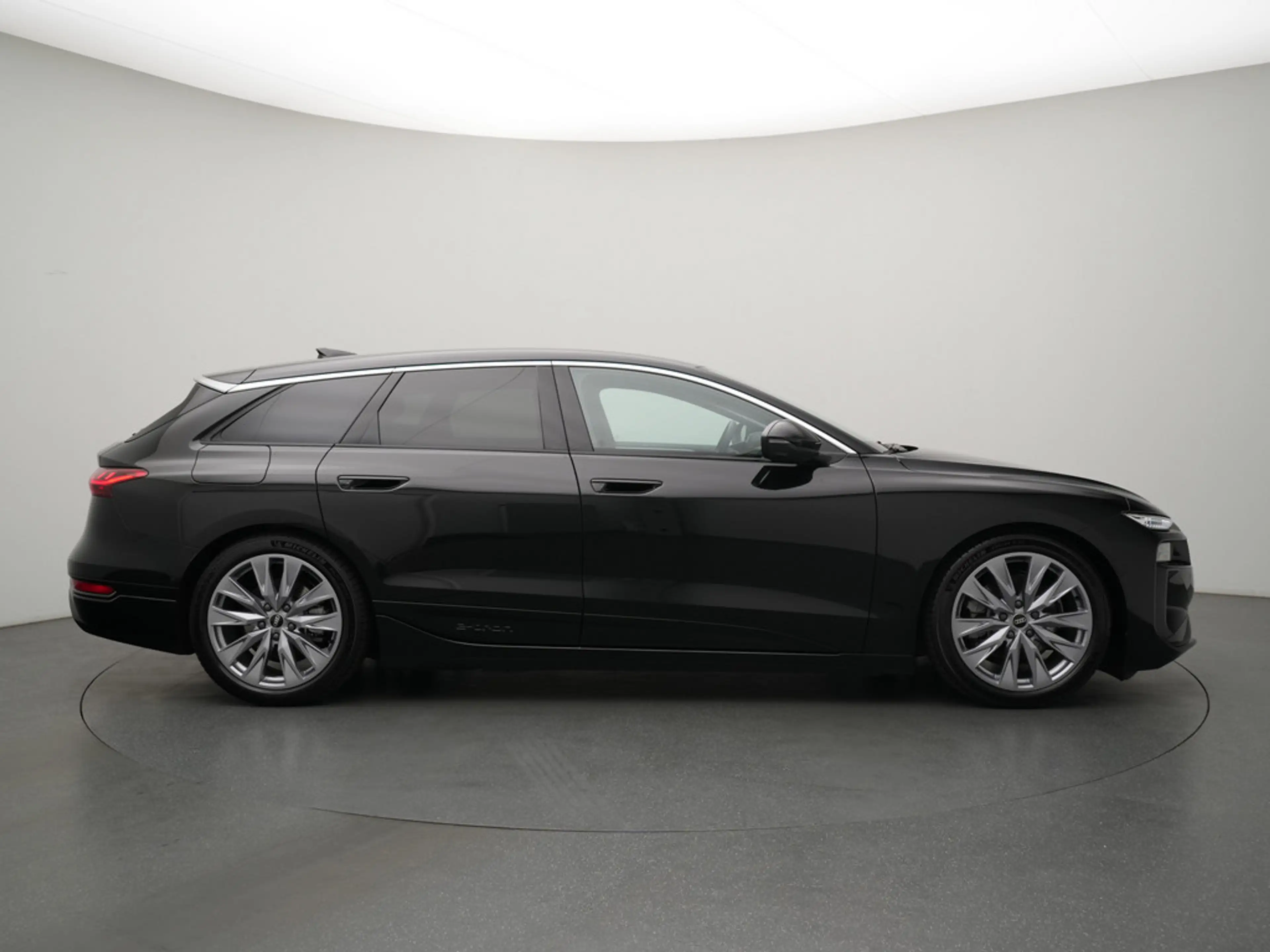 Audi A6 e-tron Avant LUFT MATRIX 360° ACC AHK KAM — photo 3