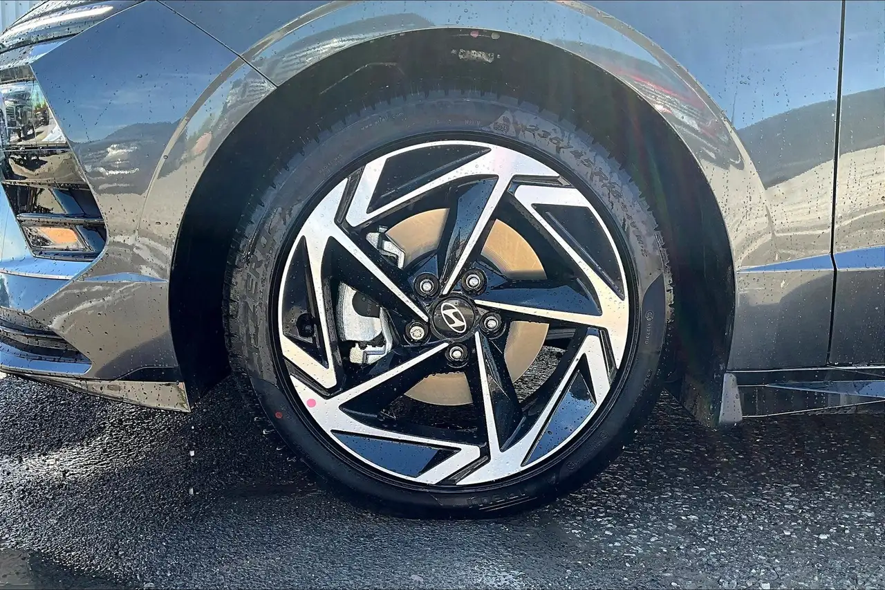 Hyundai SONATA снимка Hyundai SONATA
