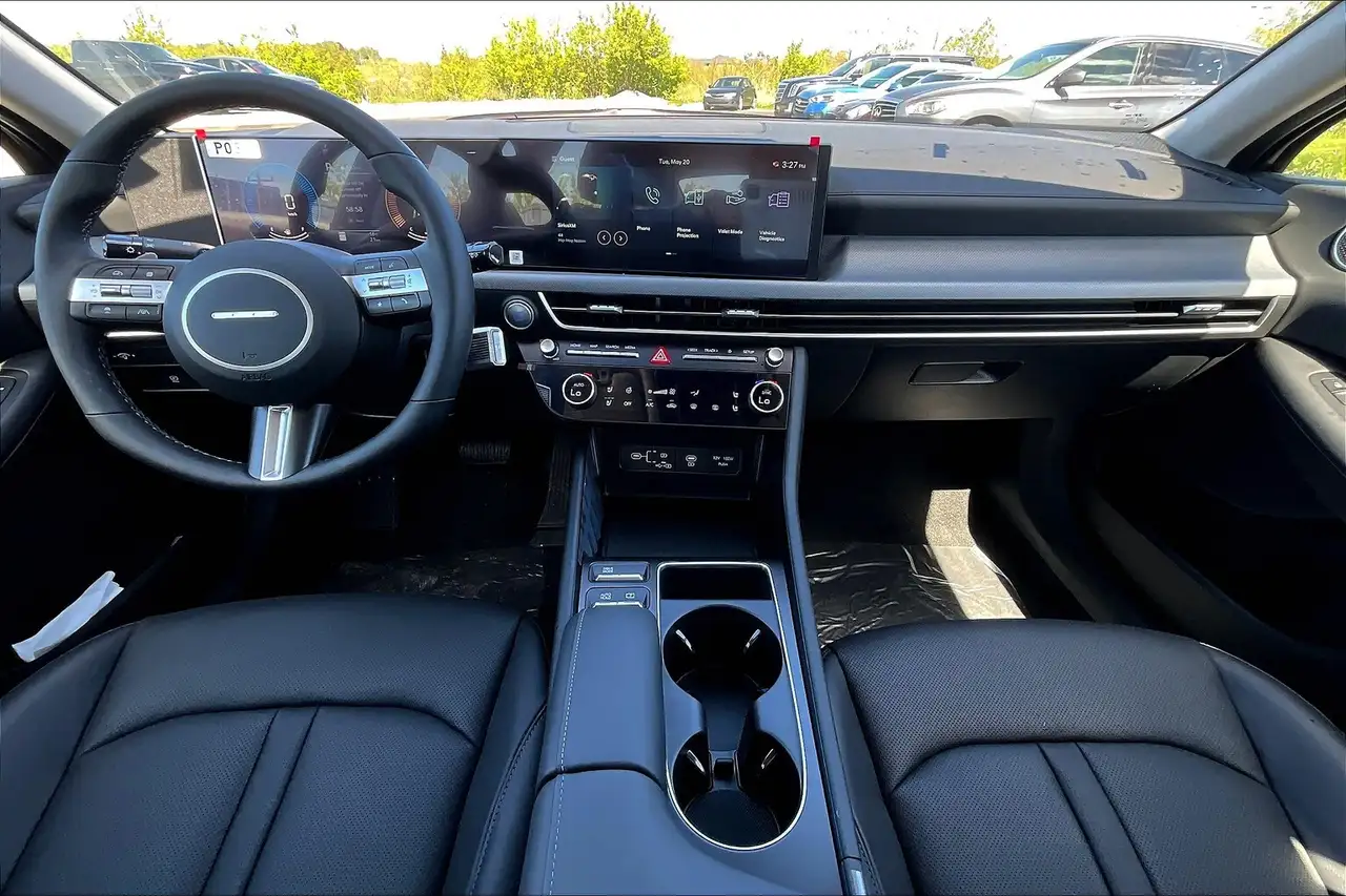 Hyundai SONATA снимка Hyundai SONATA