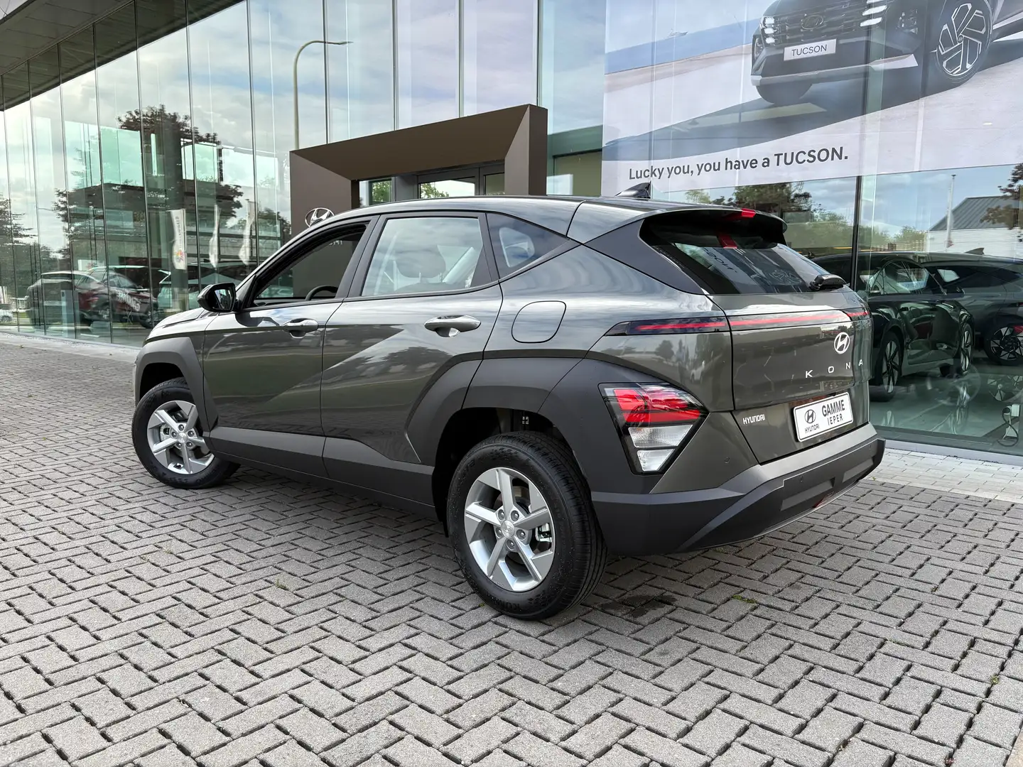 Hyundai KONA 1.0 T-GDI Techno Gris - 2